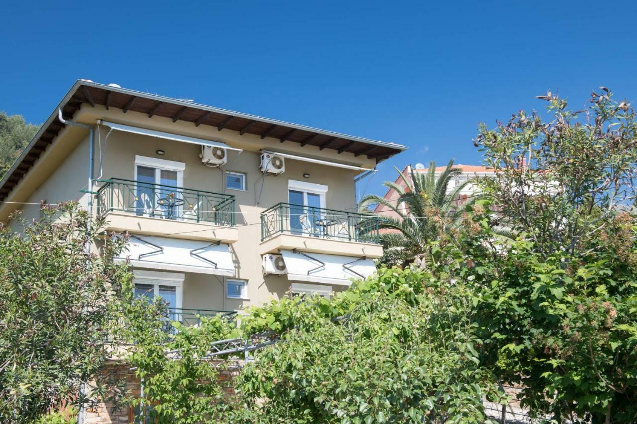 Dimitreli Eleni Studios Kinira Exterior foto
